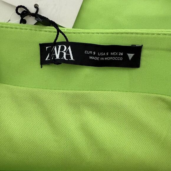 Zara Womens Mini Skirt Green Buttoned Textured High-Rise Bloggers Favorite S - Picture 7 of 9